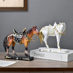 Modern American Resin Horse Sculpture – Light Luxury Home & Living Room Decoration