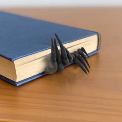 Creative Resin Hand Figurine – Decorative Desktop Bookmark and Bookshelf Ornament