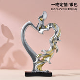 Abstract Kissing Couple Resin Ornament – Modern Minimalist Home & Wedding Decoration
