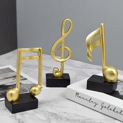 Creative Golden Musical Notes Resin Ornament – Desktop & Home Decoration