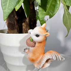 Creative Climbing Animal Resin Figurine – Decorative Hanging Ornament for Garden and Flower Pots