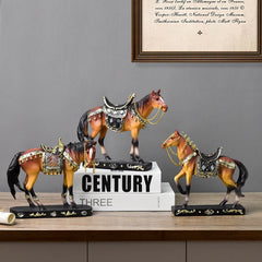 Modern American Resin Horse Sculpture – Light Luxury Home & Living Room Decoration