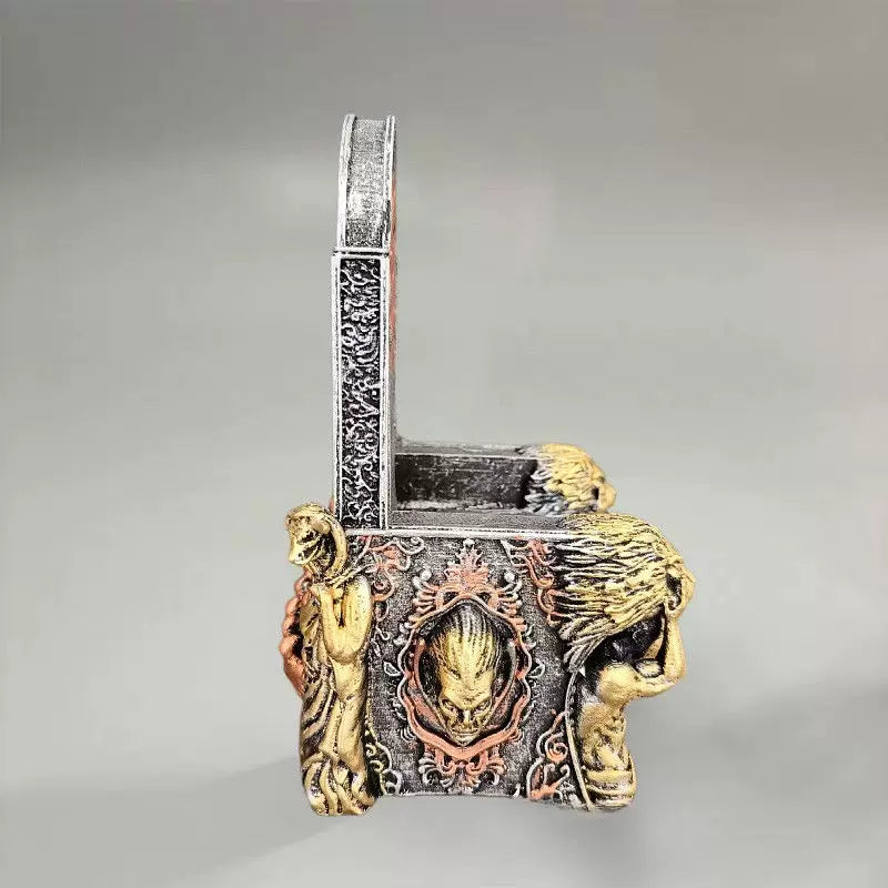 Creative Lion Throne Resin Ornament – Decorative Desktop Figurine