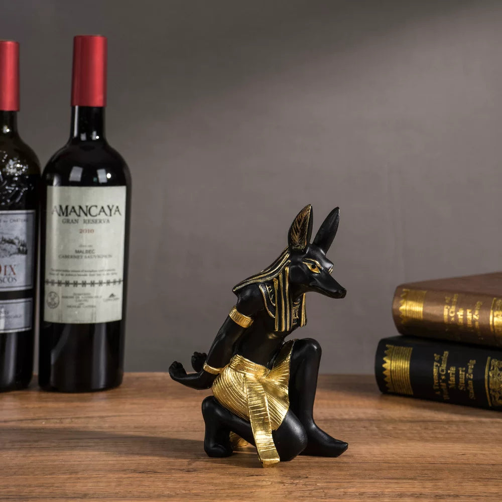 Anubis-Style Resin Wine Rack – Decorative Red Wine Bottle Holder for Home and Wine Cabinet