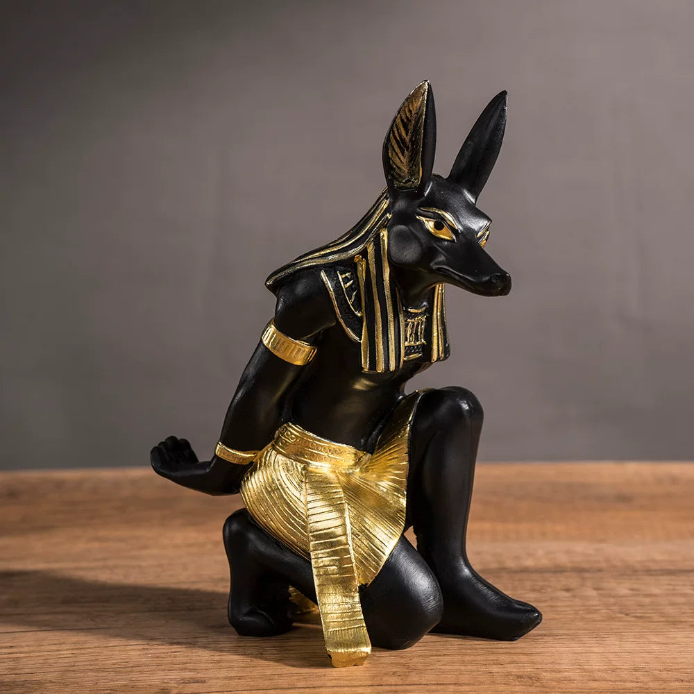 Anubis-Style Resin Wine Rack – Decorative Red Wine Bottle Holder for Home and Wine Cabinet