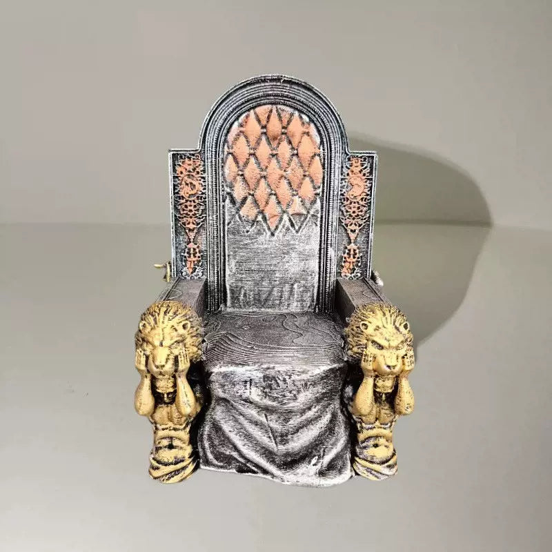Creative Lion Throne Resin Ornament – Decorative Desktop Figurine