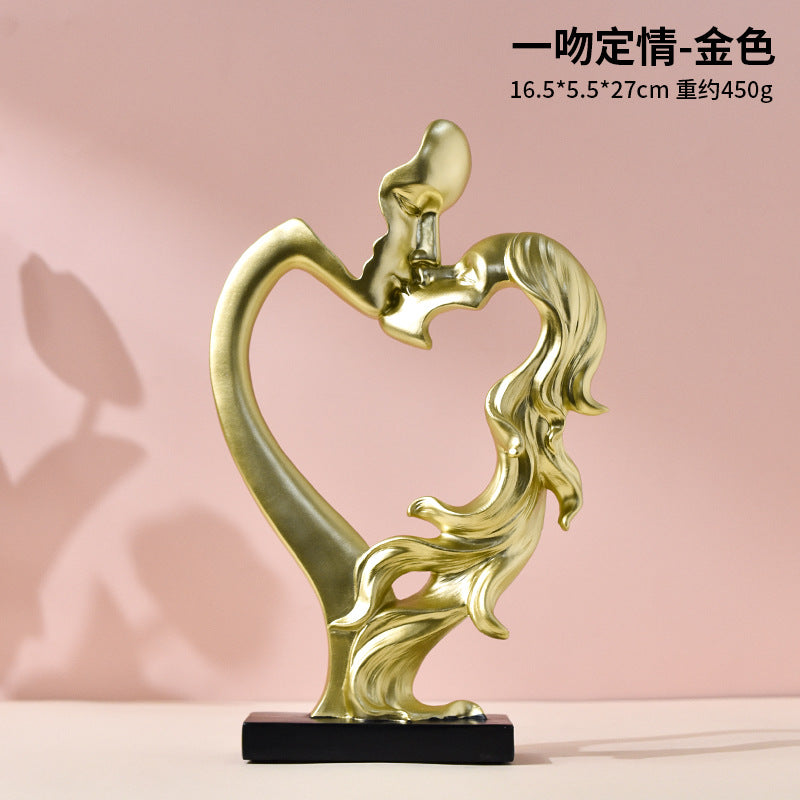 Abstract Kissing Couple Resin Ornament – Modern Minimalist Home & Wedding Decoration