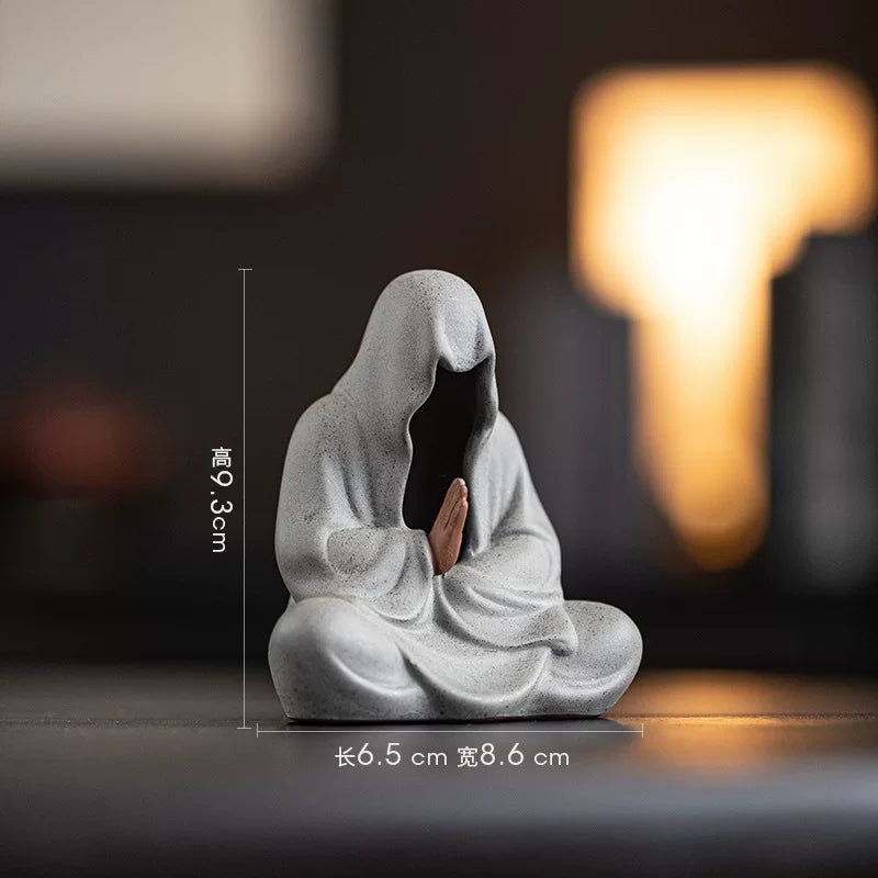 Abstract Zen Figure Resin Ornament – Decorative Sculpture for Living Room and Study