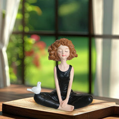 Black Yoga Pose Resin Figurine – Decorative Desktop Ornament for Home and Garden